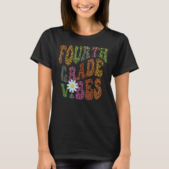 Leopard Print FOURTH KLASS VIBES Teacher Peace Lov T Shirt (Framsida)