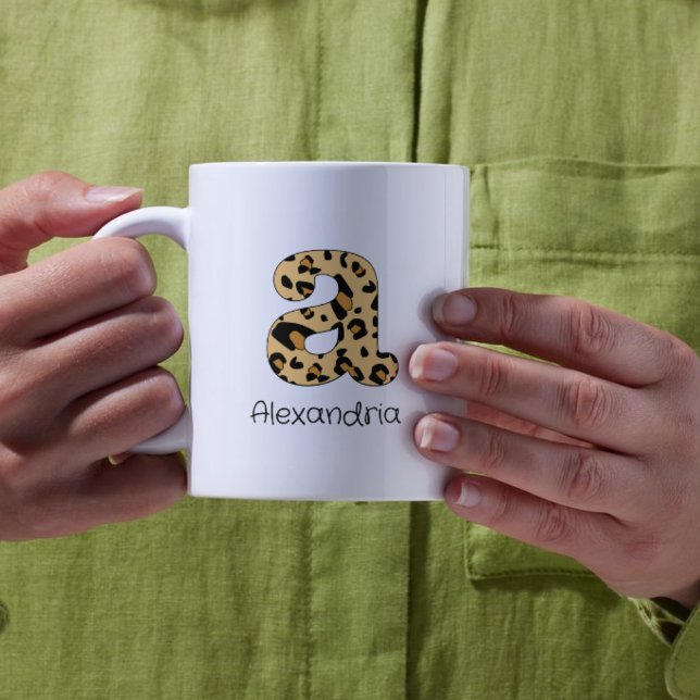 Leopard Print Initial a Lowercase och Namn Kaffemugg (Skapare uppladdad)