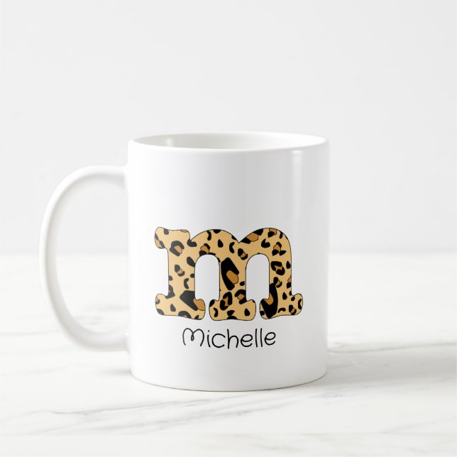 Leopard Print Initial m Lowercase och Namn Kaffemugg (Vänster)