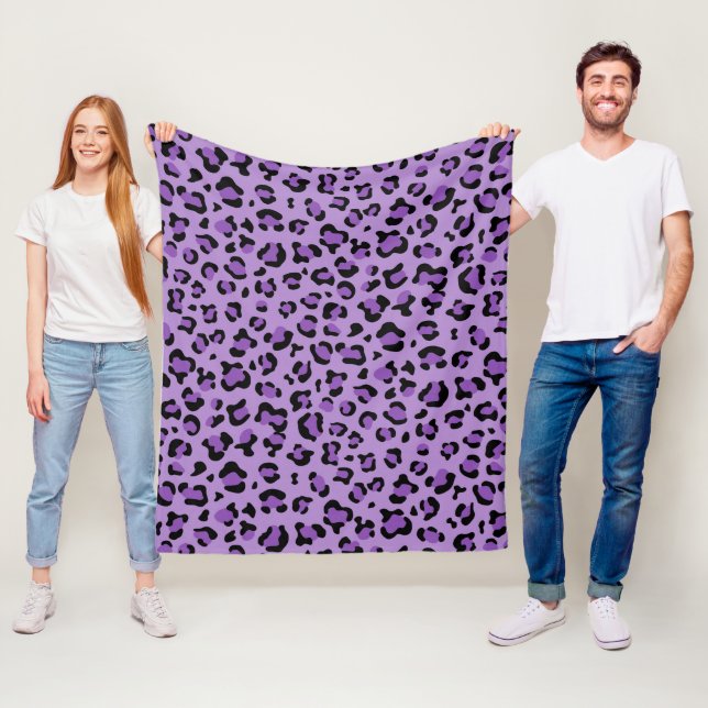 Leopard Print, Leopard Spots, Lila Leopard Fleecefilt (På plats)