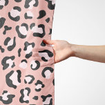 Leopard Print, Leopard Spots, Rosa Leopard Sjal<br><div class="desc">Elegant,  snyggt och sofistikerad leopard mönster i rosa färg. Modern gåva och trendig,  perfekt för djuret älskare i ditt liv.</div>