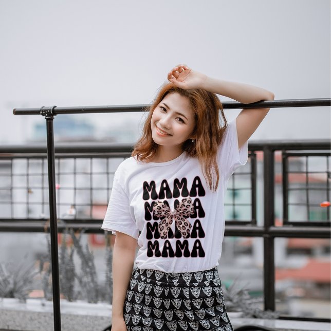 Leopard Print Mama Coquette Gepardbåge Trendig Mam T Shirt (Skapare uppladdad)