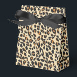 Leopard Print Presentaskar<br><div class="desc">Den här partyrans favoritruta visas i ett modernt safari leopard. Färg av beige och bruna toner. Anpassa det här objektet eller köp som det visas. Lagrar-bild</div>