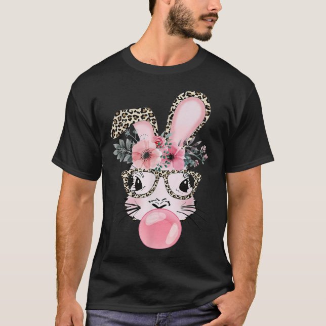Leopard Print Rabbit Bunny Blowing Bubble Gum East T Shirt (Framsida)