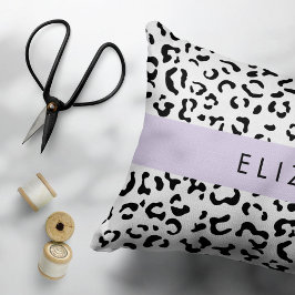 Leopard Print, Spots, Black and White, ditt namn Prydnadskudde