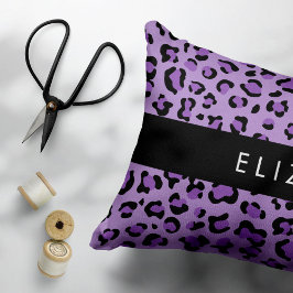 Leopard Print, Spots, Lila Leopard, ditt namn Prydnadskudde