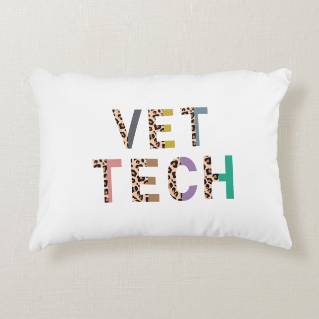 Leopard Print Vet Tech Stethoscope med Namn Prydnadskudde (Framsidan)