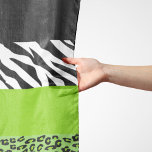 Leopard Print, Zebra tryck, Animal Print, Grönt Sjal<br><div class="desc">Elegant,  snyggt och sofistikerad leopard och zebra mönstrad i grönt färg. Modern gåva och trendig,  perfekt för djuret älskare i ditt liv.</div>
