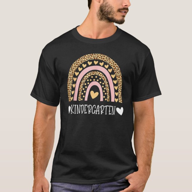 Leopard Rainbow Förskolelärare Första dagen på  T Shirt (Framsida)