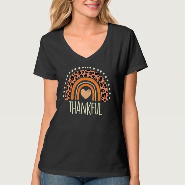 Leopard Regnbåge Hjärtat Tacksam Thanksgiving Boho T Shirt (Framsida)