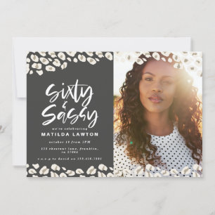 Leopard skriver sextio och sassy 60-årsfoto