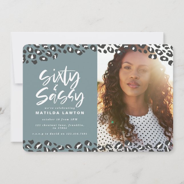 Leopard skriver sextio och sassy 60-årsfoto (Framsida)