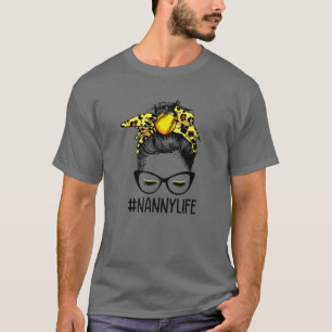 Leopard Softball Nanny Life Messy Bun Game Day mot T Shirt