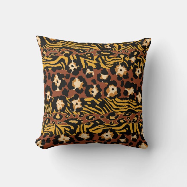 Leopard, tiger skinsar, vild mönster. kudde (Framsida)