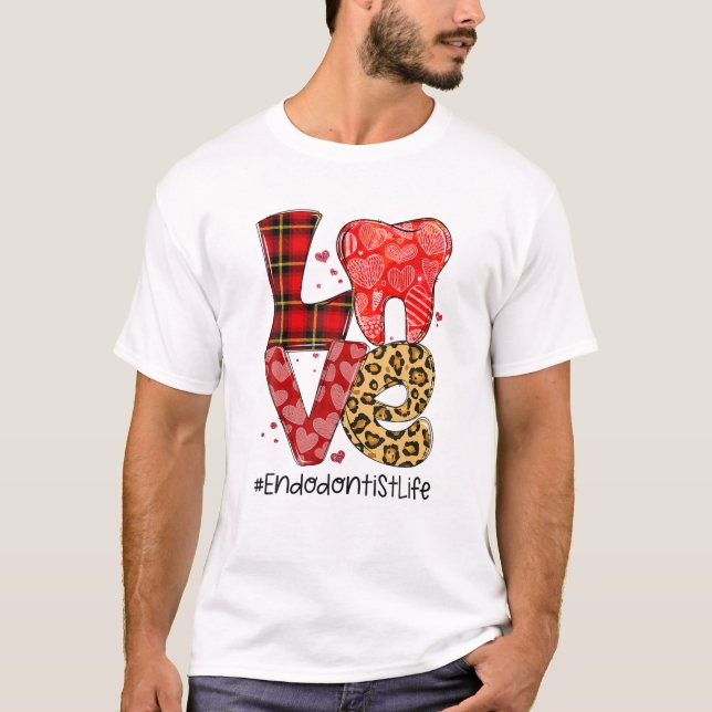 Leopard Tooth KÄRLEK Endodontist Life Valentines C T Shirt (Framsida)