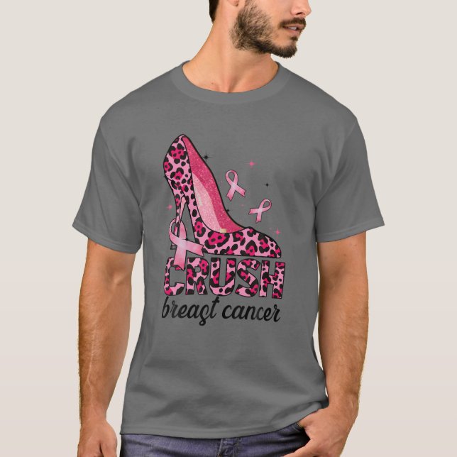 Leopard tryckt High Heel Crush Breast Cancer Awar T Shirt (Framsida)