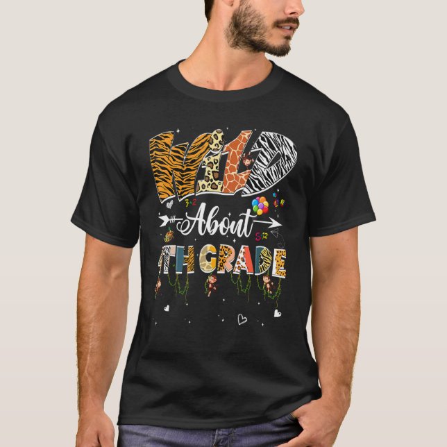 Leopard-Vild omkring 4:e Klass Back to school Safa T Shirt (Framsida)