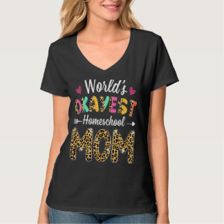 Leopard World's Okayest Homeschool Mamma Mor Tea T Shirt