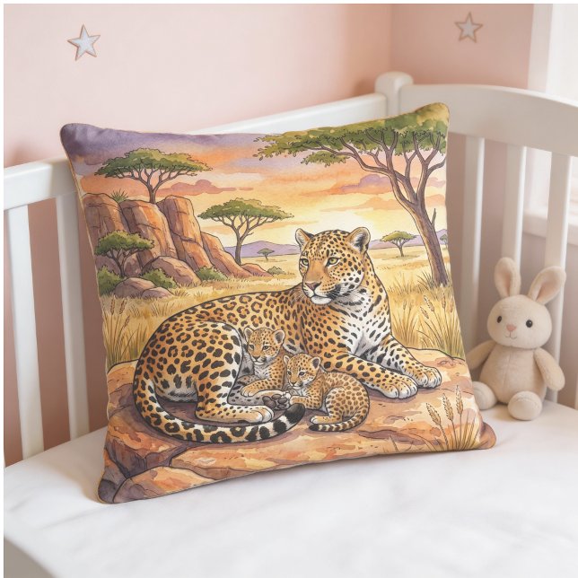 Leopardmamma och ungar Safari djur  Kudde (Skapare uppladdad)