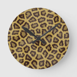 leopardmönster rund klocka