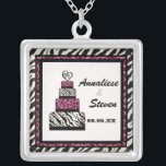 Leopardtryck för sebra n med silverpläterat halsband<br><div class="desc">Denna är en contemporary,  roligt och,  yet sofistikerat stylized presentera för design,  räcker det watercolored sebra- och leopardtrycket,  med en handpainted bröllopstårta med en hjärta överst.  Tillfoga dina namn,  och bröllop daterar,  och du har en mycket speciell gåva som uppskattar för en livstid.  DU KAN TYCKER OM OCKSÅ:</div>