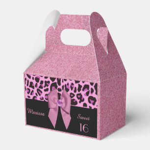 Leopardtryck med rosapilbågen och glitter presentaskar