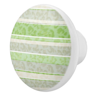 Leopardtryck på strimlad bakgrund. knopp