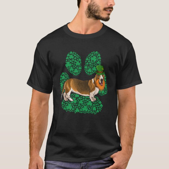 Leprechaun Basset Hound St patricks day Shamrock P T Shirt (Framsida)