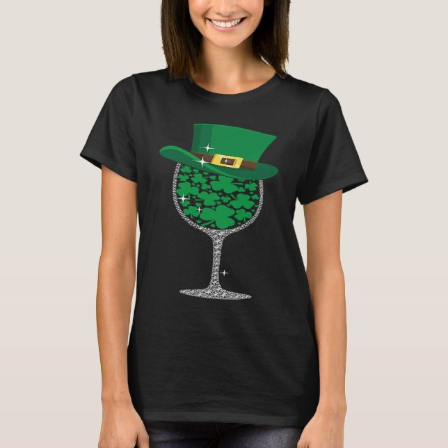 Leprechaun Glass Of Wine Shamrock St Patrick's Day T Shirt (Framsida)