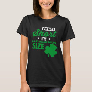 Leprechaun Kort Person St patricks day Drinking T Shirt
