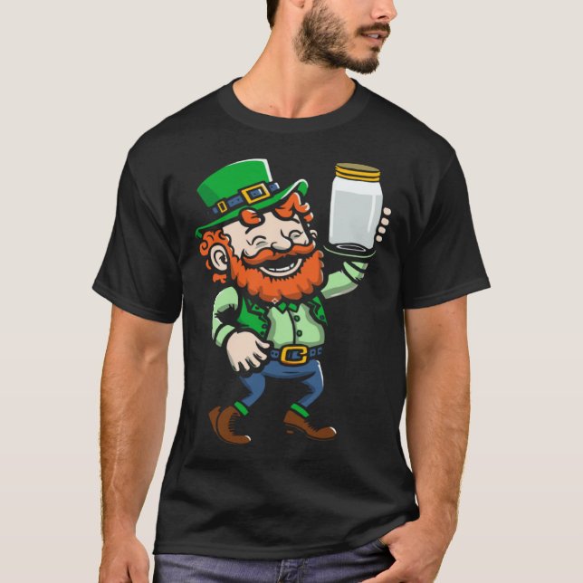Leprechaun Moonshine Jar St Paddys Day Happy St Pa T Shirt (Framsida)