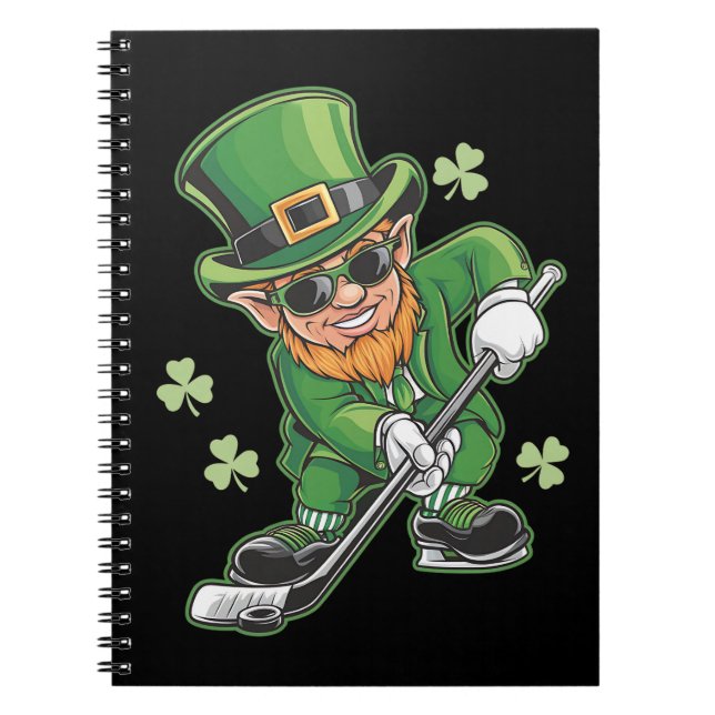 Leprechaun Played Hockey St patrick's day Irish Anteckningsbok (Framsidan)