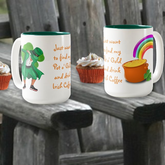 Leprechaun Pot o'Guld Regnbåge Irländskt kaffe Två-Tonad Mugg (Skapare uppladdad)