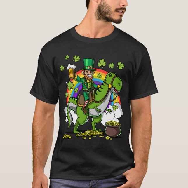Leprechaun Ridning T-Rex Dinosaurie T Shirt (Framsida)