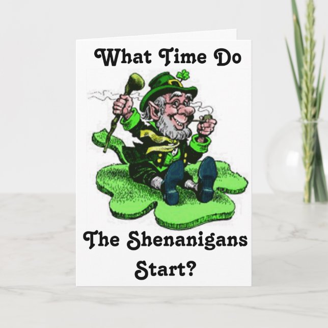 Leprechaun Sitta på en Shamrock Kort (Framsida)