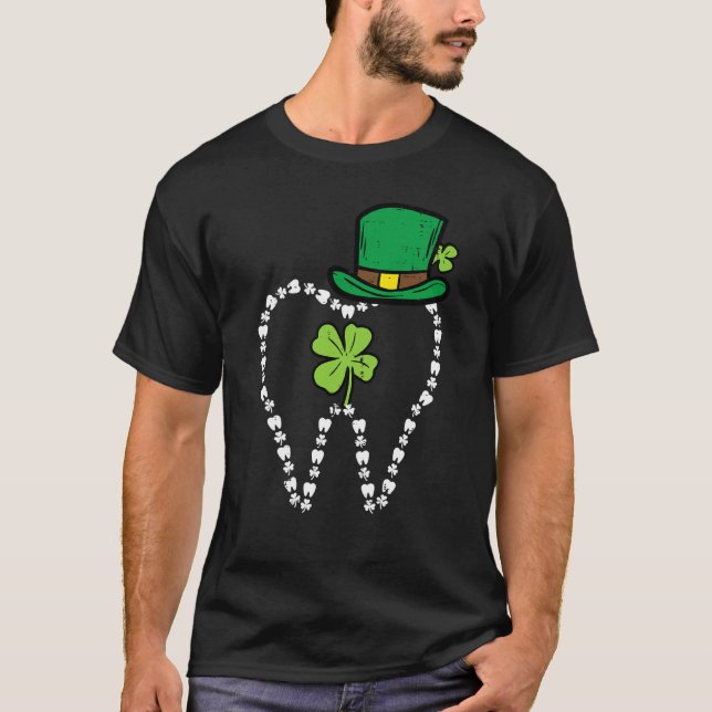 Leprechaun Tooth Shamrock St Patrick Day Dentist D T Shirt (Framsida)
