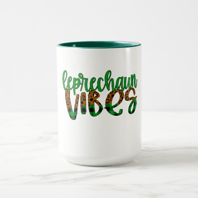 Leprechaun vibes mugg (Center)