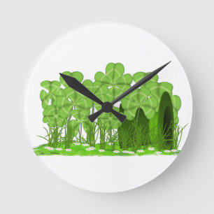 Leprechauns Top hat Ljugande i Fält av Shamrocks Rund Klocka