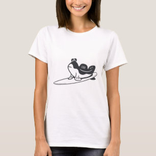 Lerskipper surfar. Minimalistisk design för surfe T Shirt