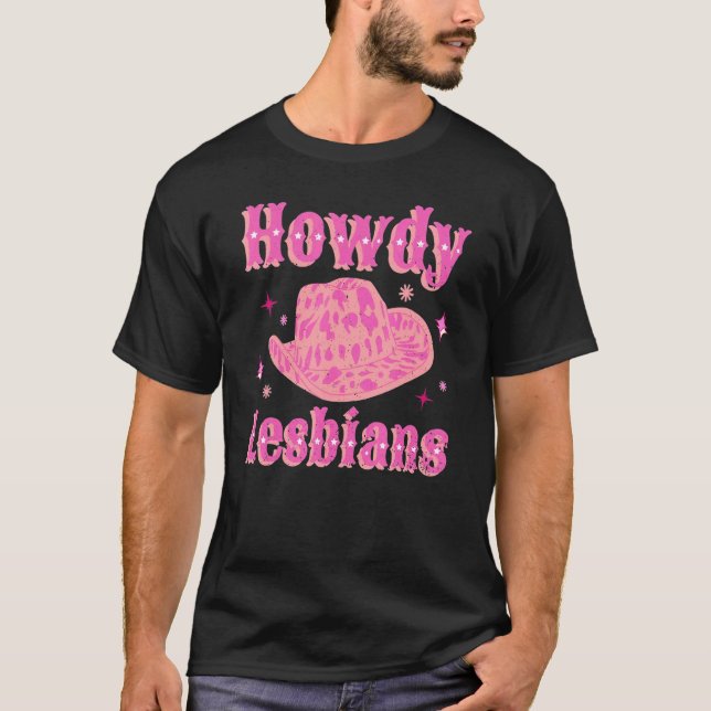 Lesbian Cowgirl Hat Pink Howdy Lesbian Western LGB T Shirt (Framsida)