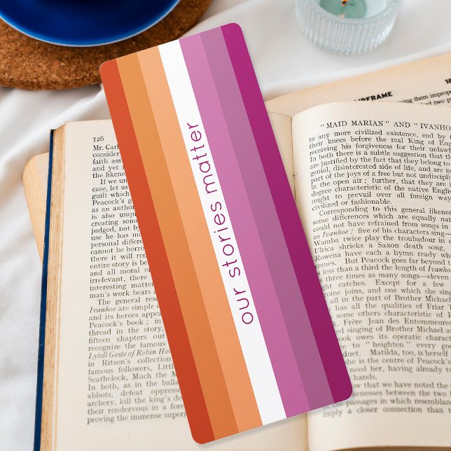Lesbisk Flagga Rosa Orange Rand Womens Bookmark (Mockup of bookmark on book. Photo by Freepik.)