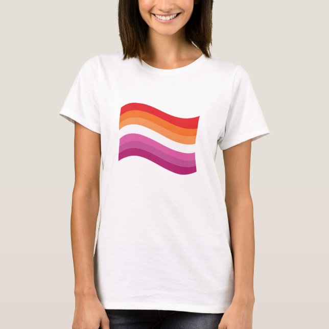 Lesbisk Solnedgång Pride Vågig Flagga T Shirt (Framsida)