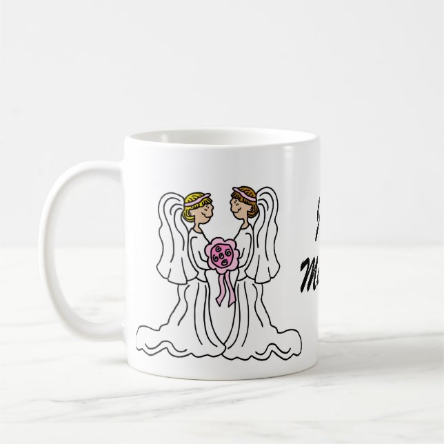 Lesbisken kopplar ihop kaffemugg (Vänster)