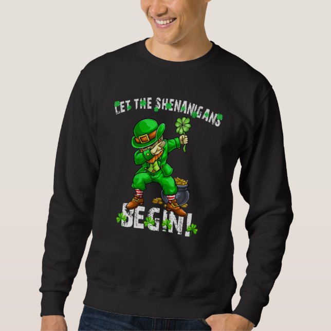 Let The Shenanigans Begin St Patricks Day Dabbing  Lång Ärmad Tröja (Framsida)