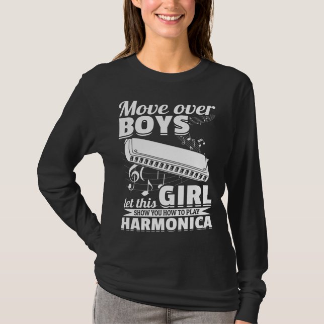 Let This Girl Show You How To Play Harmonica Music T Shirt (Framsida)