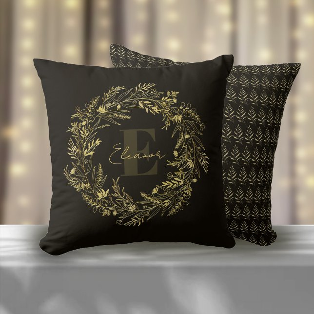 Letter E Elegant Gold Leaf Monogram Kudde (Skapare uppladdad)
