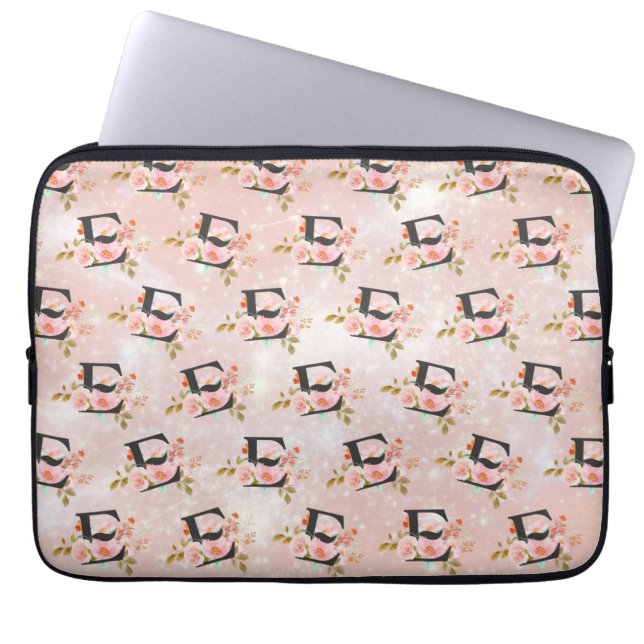 Letter E Laptop Sleeve (Framsidan)