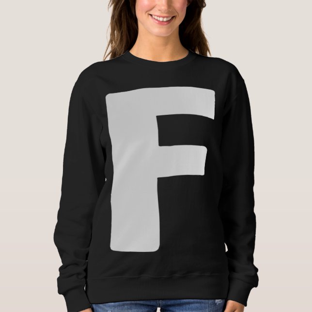 Letter F big and bold white T Shirt (Framsida)