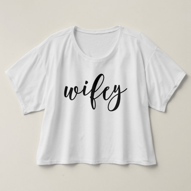 Lettered Wifey T-shirt (Design framsida)