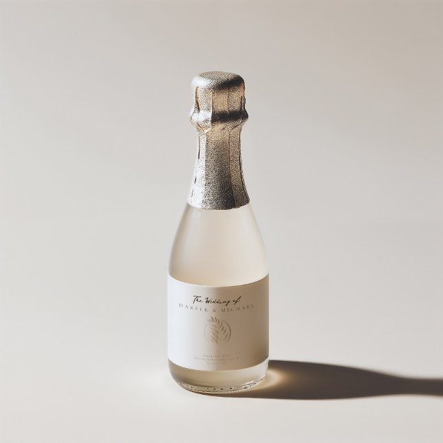 Letterpress twig personlig bröllop (Personalized champagne label in elegant ivory white and a simulated letterpress twig emblem)